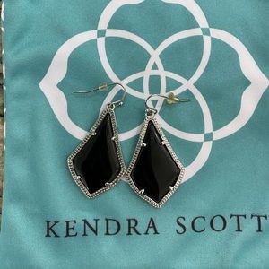 Black stone Kendra earrings